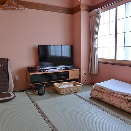 Hotel New Mondo 汤泽町 外观 照片