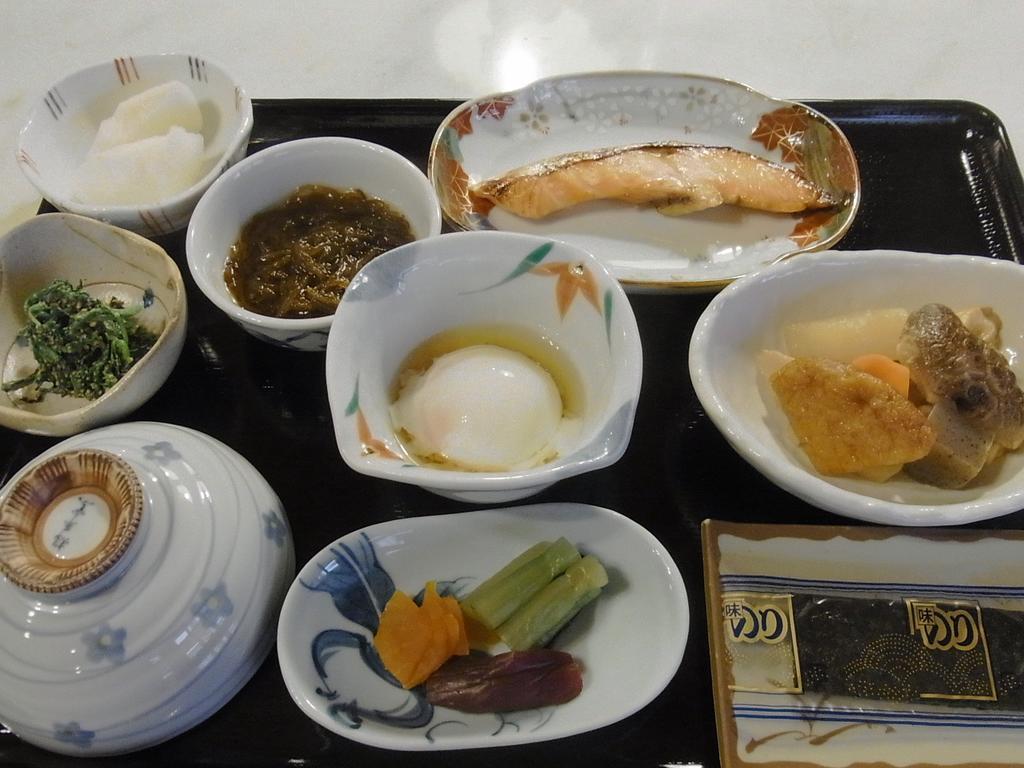 Hotel New Mondo 汤泽町 外观 照片
