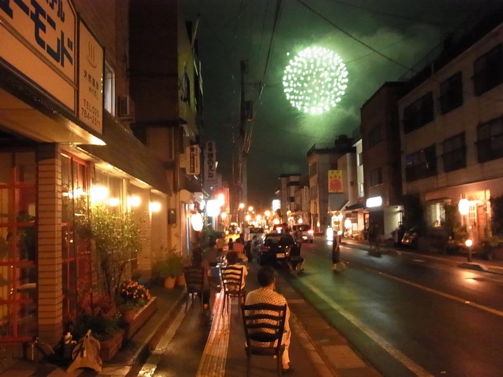 Hotel New Mondo 汤泽町 外观 照片