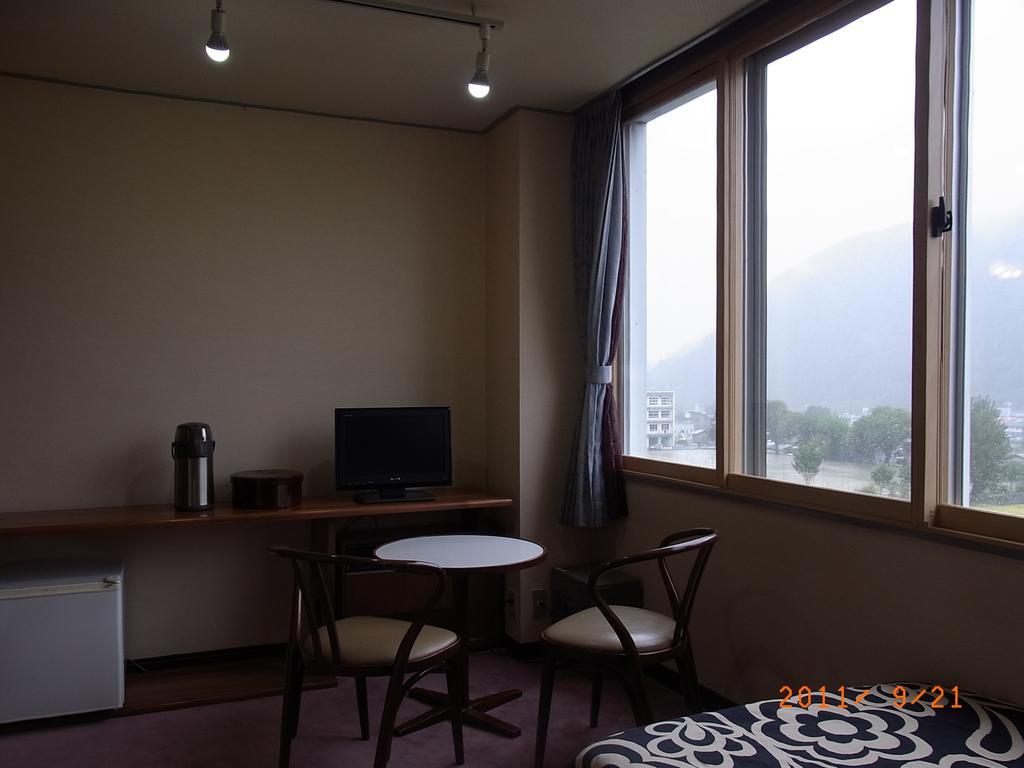 Hotel New Mondo 汤泽町 客房 照片