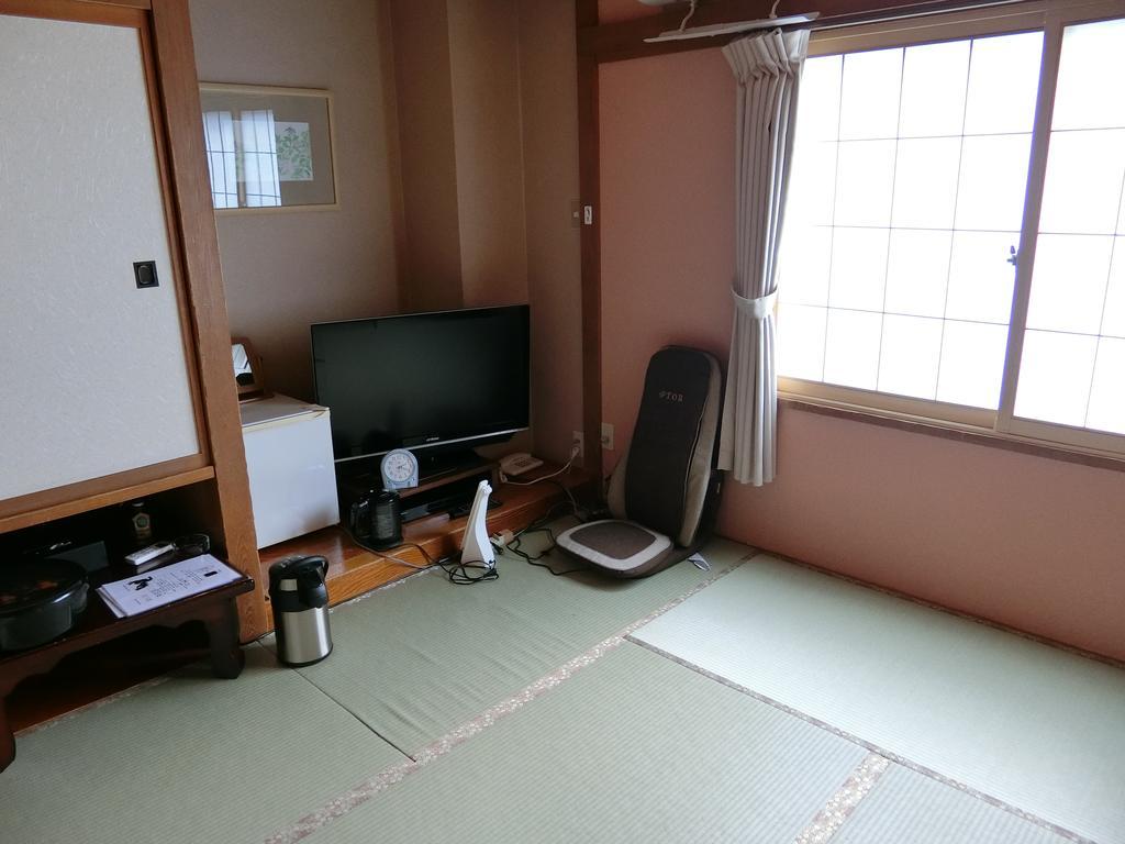 Hotel New Mondo 汤泽町 外观 照片