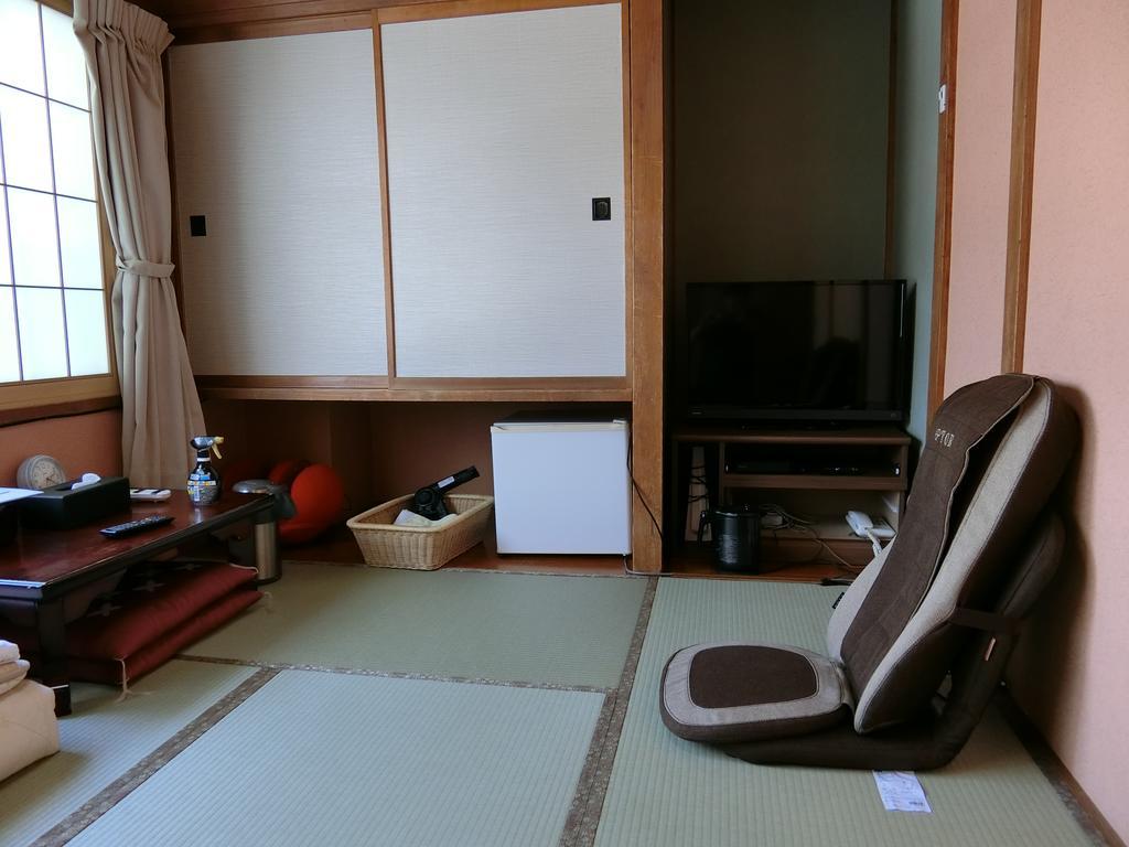 Hotel New Mondo 汤泽町 外观 照片