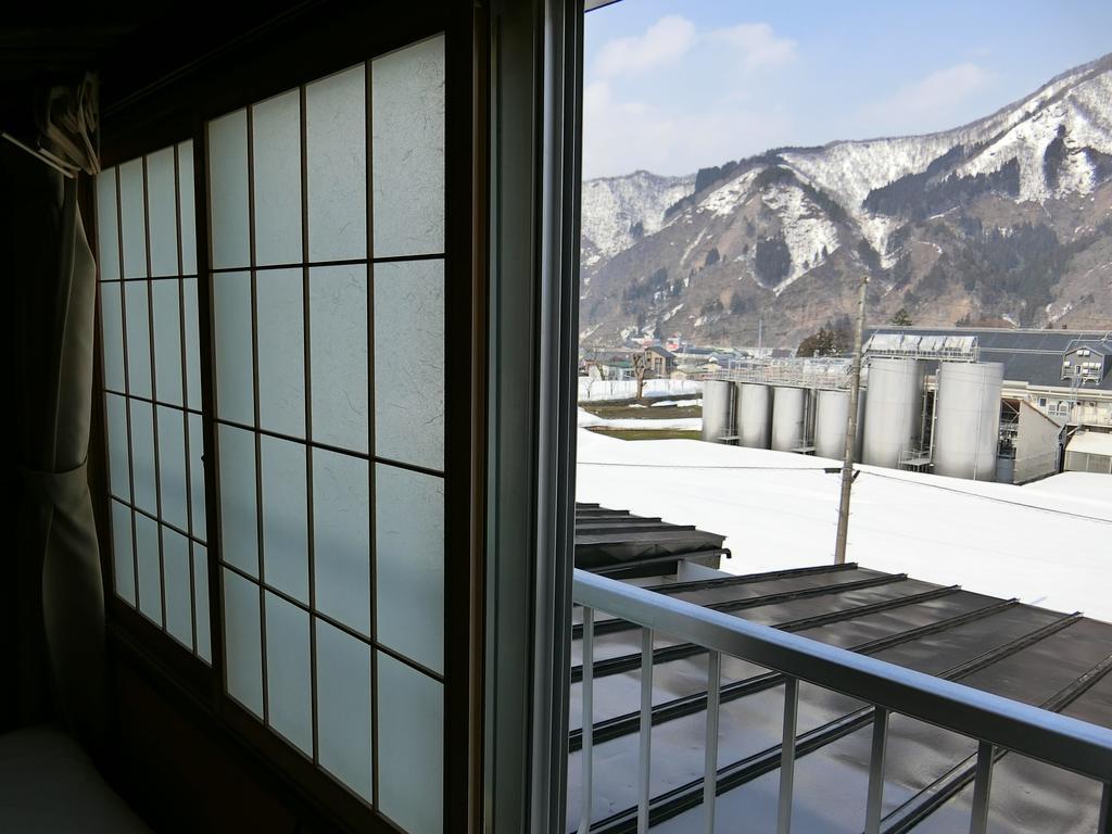Hotel New Mondo 汤泽町 外观 照片