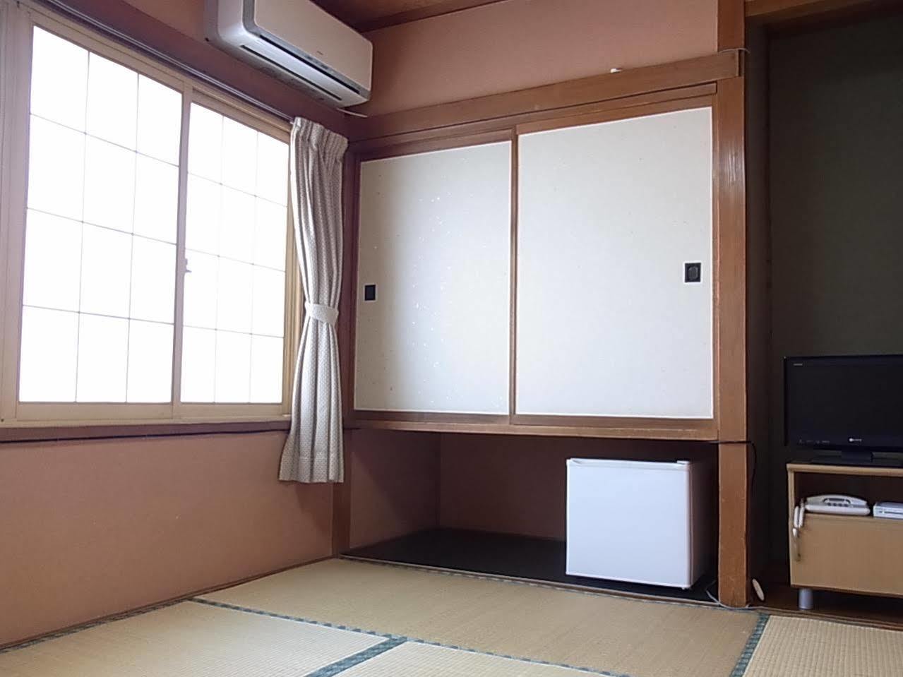 Hotel New Mondo 汤泽町 外观 照片